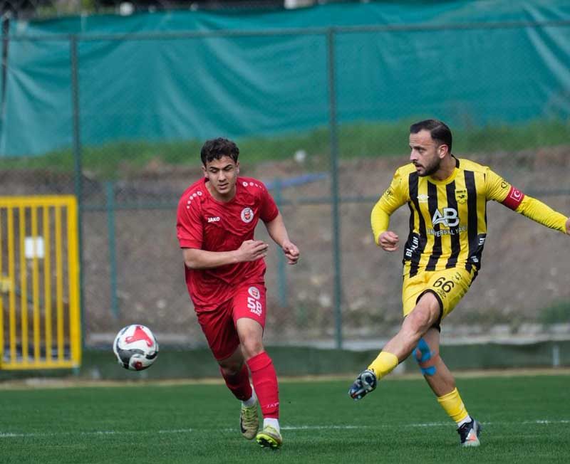 Adana 01 FK, Karaman savunmasını geçemedi:0-0
