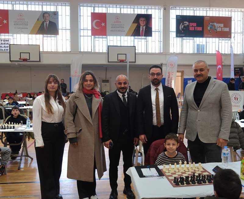 6 Ocak Ceyhan’ın Kurtuluşu Satranç Turnuvası Büyük İlgi Gördü