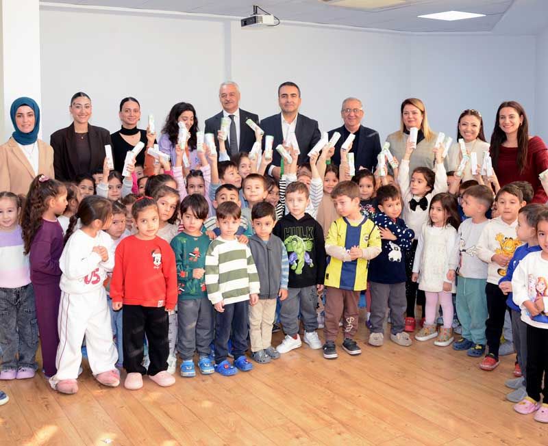 DR. DT. BOĞA, “ÇOCUKLARIMIZ KÜÇÜK YAŞTA DİŞ ÇÜRÜĞÜ İLE TANIŞMASIN”