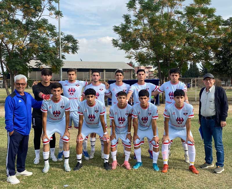 Havuzlubahçespor U18 ilk maçında galibiyete farklı uzandı:11-1