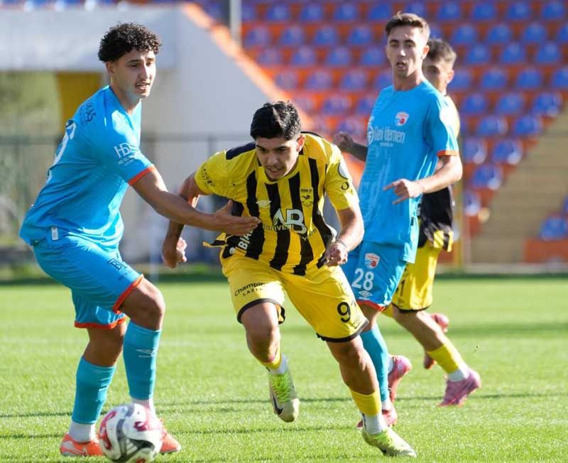 Adana 01 FK, İskenderun'dan 3-2'lik galibiyetle döndü