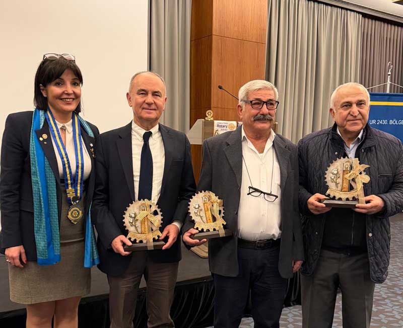 Adana Rotary Kulubü’nden; bilim, sanat ve sinemada meslek ödülleri