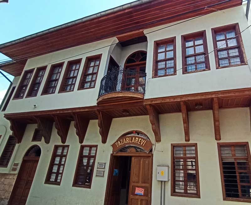 SARIYAKUP MAHALLESİNE SPOR DANIŞMA MERKEZİ