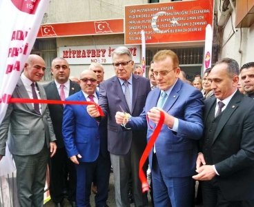 Adalet Partisi Adana il binası törenle açıldı