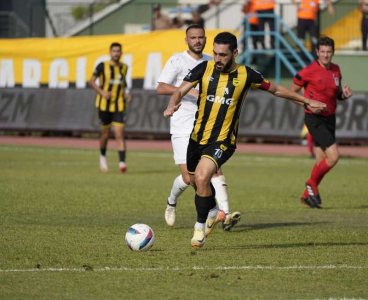 Adana 01 FK, Beykoz Anadolu Spor'a 4-2 yenildi