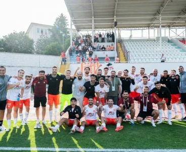 Adana 01 FK-Karacabey Belediye maçı öğrencilere ücretsiz