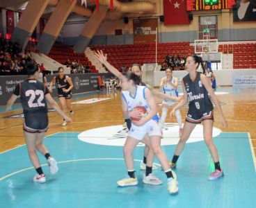 Adana Büyükşehir Belediyespor, ÇBK Mersin'e yenildi:62-49