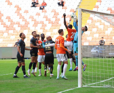 Adanaspor, Bandırma'ya tek golle kaybetti:0-1