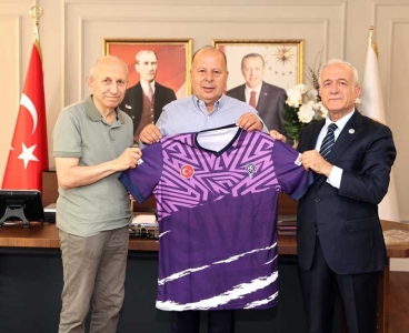 Çiltar Masa Tenisi İhtisas Spor Kulübü'nden Ali Demirçalı'ya ziyaret