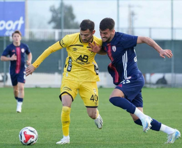 Adana 01 FK, Altınordu'yu 3-0'la geçti