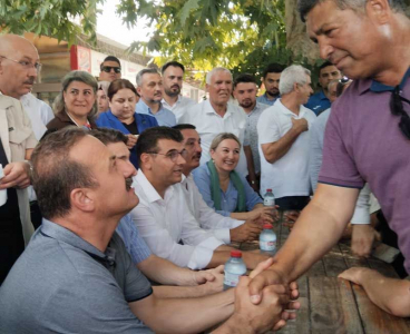 Yavuz Ağıralioğlu Karaisalı'da Coşkuyla Karşılandı