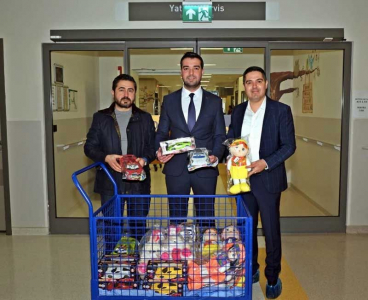 Genç Birlik Adana’dan Minik Yüreklere Moral Ziyareti