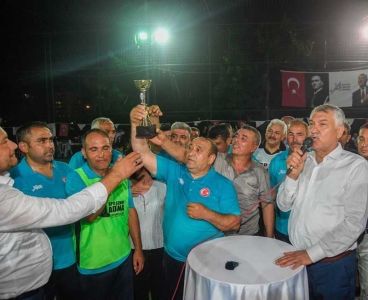 Büyükşehir Muhtarlar arası Futbol Turnuvası şampiyonu Saimbeyli