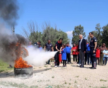 Büyükşehir'den Özel gereksinimli çocuklara yangın eğitimi