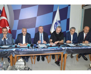 Demirspor Kulübü Yeni Yönetiminden Açıklama: 25 milyon 603 bin Euro borç var