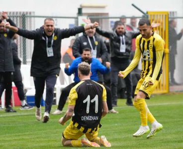 Adana 01 FK'da galibiyetin sevinci yaşanıyor