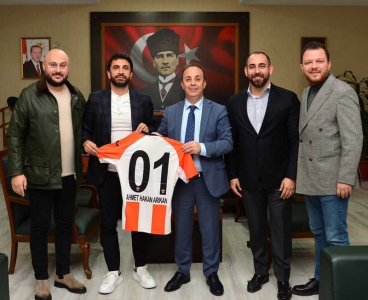 Adanaspor A.Ş Başkan ve Yönetiminden Emniyet Müdürü Arıkan'a ziyaret