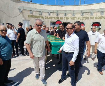Gazeteci Hakan Bülent Yardımcı törenle toprağa verildi