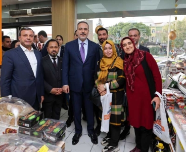 Dışİşleri ve Milli Eğitim Bakanı Cumhur İttifakı Adaylarına destek için Adana'da