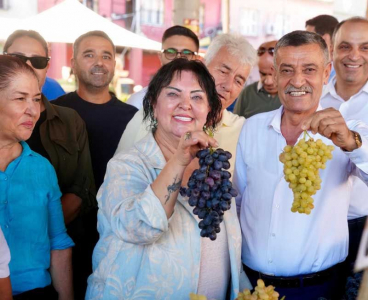 BAŞKAN VEKİLİ AKKAN’DAN DENİZLİ SEMT PAZARI’NA ZİYARET