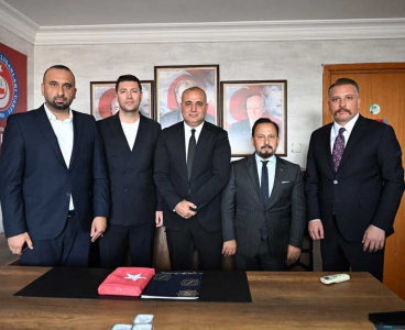 HAKAN YILDIRIM VE BİLAL ULUDAĞ’DAN TÜRKAV ADANA’YA HAYIRLI OLSUN ZİYARETİ