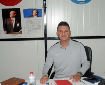 Çukurova Demirspor alt yapısı ışıl ışıl