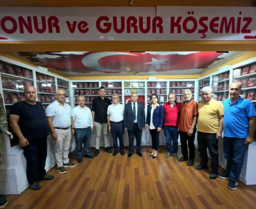 Kutlu Parti Adana’dan Gaziler Derneği’ne anlamlı ziyaret