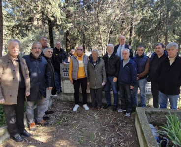 Milli Hentbolcü deprem şehidi Metin Muhacir kabri başında anıldı