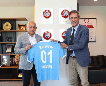 Kadın Futbol Kulüpler Birliği'nden Mehmet Büyükekşi'ye ziyaret