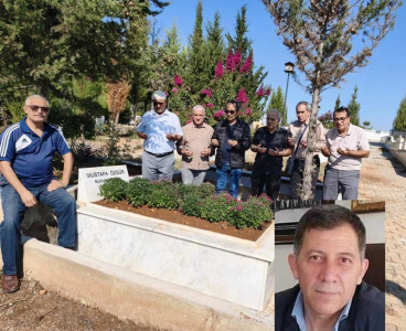 Gazeteci Mustafa Özgür kabri başında anıldı