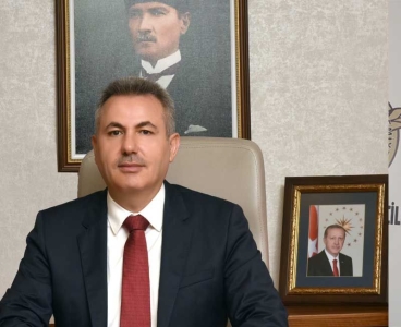 Vali Dr. Elban'dan 19 Mayıs Atatürk'ü Anma Gençlik ve Spor Bayramı Kutlama Mesajı