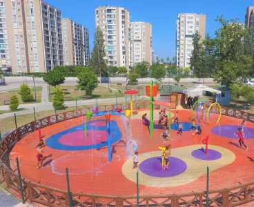 YÜREĞİR BELEDİYESİ SU OYUN PARKLARI AÇILDI