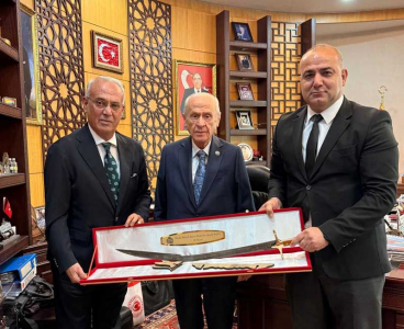 Adana’dan Devlet Bahçeli’ye “Damascus Yatağan Kılıcı”