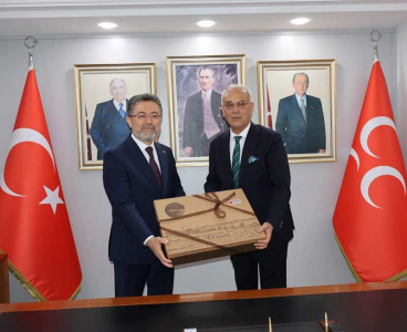 MHP Adana İl’de Bakan Yumaklı’ya üreticilerin sorunları anlatıldı