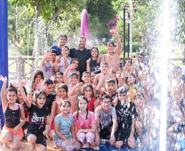 Yüreğir Belediyesi Su Oyun Parkları'na Çocuklardan Yoğun İlgi