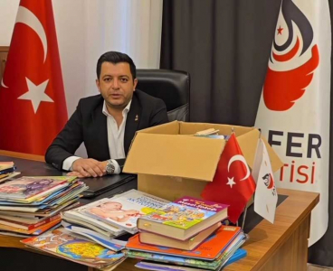 Adana Zafer Partisi’nden kitap bağış kampanyası