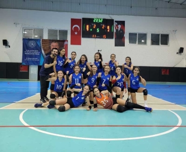 Çukurova Belediyesi Spor Kulübü Alt Yapıda Farkını Hissettiriyor