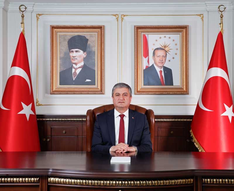 Adana Valisi Mustafa Yavuz'dan Ramazan Bayramı Mesajı