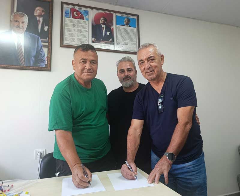 Vefa 01 Antrenör Metin Yüce ile anlaştı