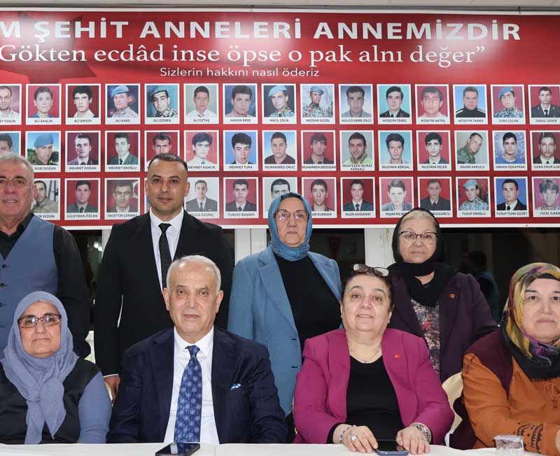 Başkan Kanlı, şehit aileleriyle bir araya geldi