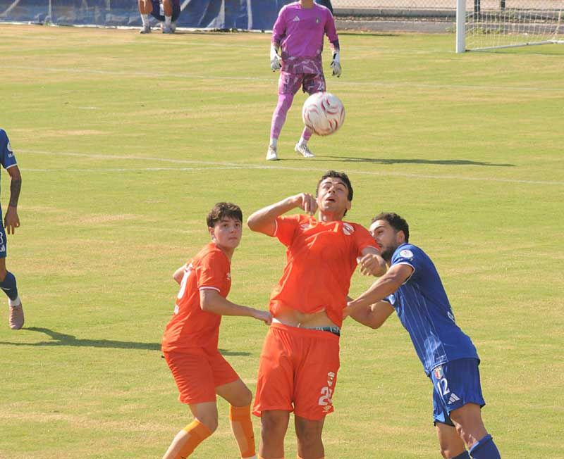 Adaletgücü, Adanaspor'u 5-1'le geçti