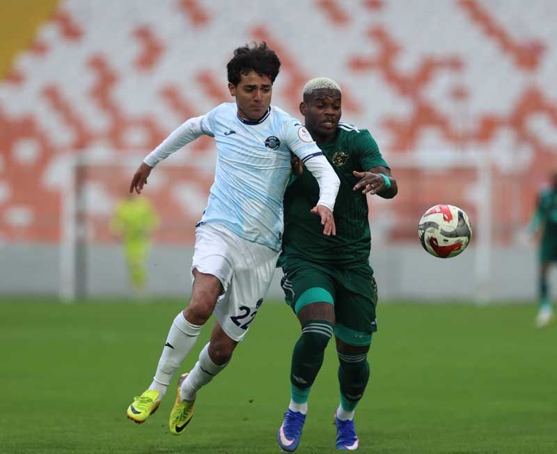 Demirspor, Esenler Erokspor'a 5-0 yenildi