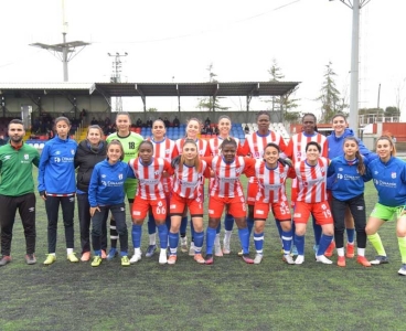 Adana İdmanyurdu, Trabzonspor'u deplasmanda 3-0'la geçti