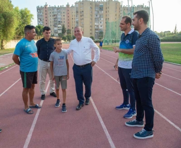 Başkan Akay'dan Atletizm Takımına Moral Ziyareti