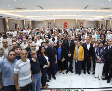 AK PARTİ ADANA’DA 25. KURULUŞ YIL DÖNÜMÜ COŞKUSU