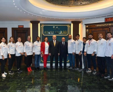 Dünya Aşçılar Şampiyonası’nda Adanalı genç aşçılar 4 madalya kazandı
