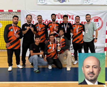 Halil Nacar başarılı sporcuları kutladı