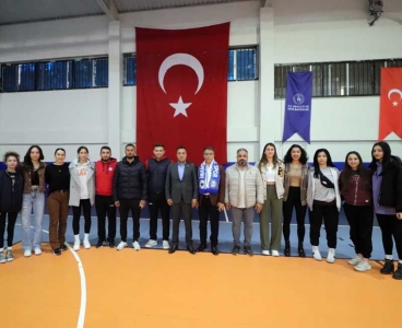 Çintimar'dan Şampiyon İmamoğlu Belediyespor'a ziyaret