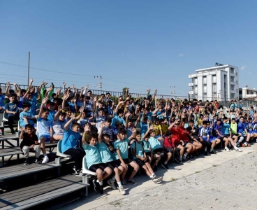 Seyhan Belediyesi U-13 Yaş Futbol Başkanlık Kupası turnuvası başladı