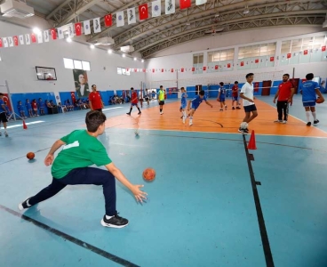 Seyhan’da Yaz Spor Kursları Kayıtları Başladı